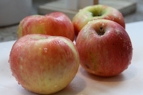apple-cake-whole-apples