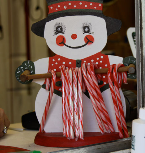 tree-farm-candy-cane-man